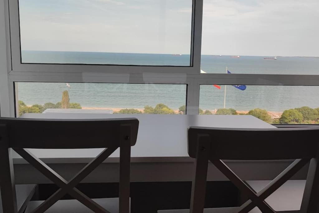 Апартаменты Sea View Flora Бургас Экстерьер фото